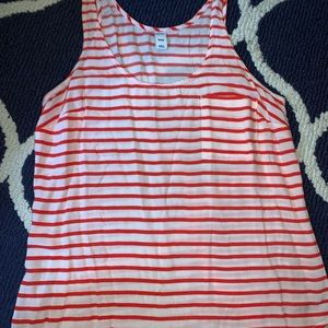 Super cute lightweight tank top!!